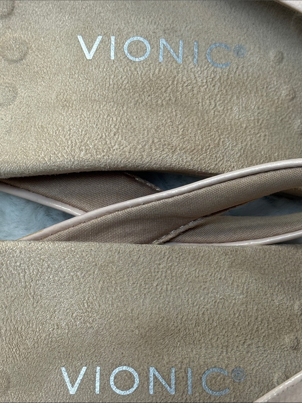 Vionic Dillon Toe‎ Post Sandals US 8.5 EU 40 Patent Leather Blush Pink Flip Flop - Picture 11 of 14